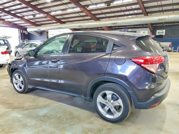 3CZRU6H58HM725315 2017 HONDA HR-V - Image 2