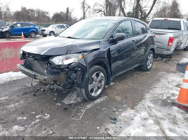 3CZRU6H58HM725380 2017 HONDA HR-V - Image 2