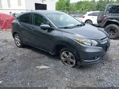 3CZRU6H58HM726478 2017 HONDA HR-V