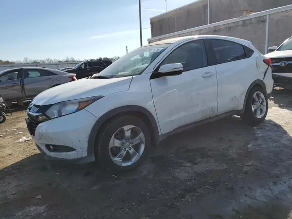 3CZRU6H58HM727386 2017 HONDA HR-V - Image 1