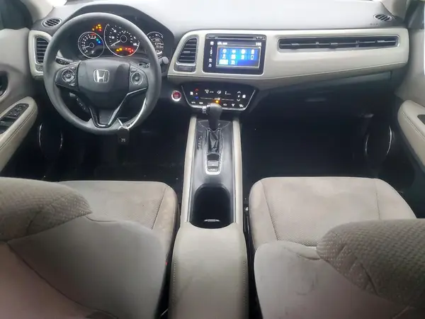 3CZRU6H58HM730367 2017 HONDA HR-V - Image 8