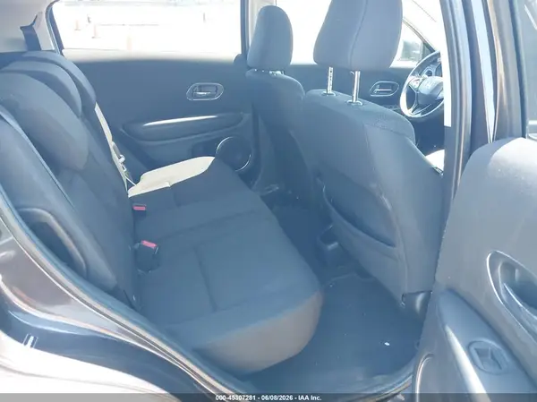 3CZRU6H58HM731244 2017 HONDA HR-V - Image 8