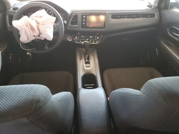 3CZRU6H58JG703934 2018 HONDA HR-V - Image 8