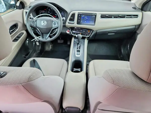 3CZRU6H58JG703979 2018 HONDA HR-V - Image 8