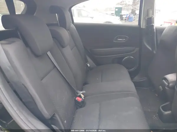 3CZRU6H58JG704078 2018 HONDA HR-V - Image 8
