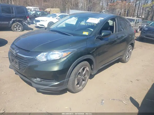 3CZRU6H58JG705070 2018 HONDA HR-V - Image 2