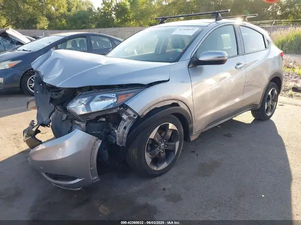 3CZRU6H58JG705490 2018 HONDA HR-V - Image 2