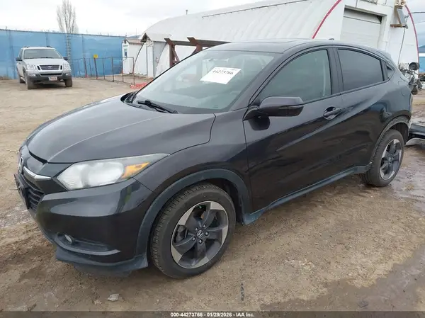 3CZRU6H58JG706414 2018 HONDA HR-V - Image 2