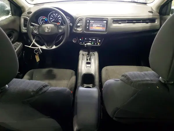 3CZRU6H58JG707787 2018 HONDA HR-V - Image 8