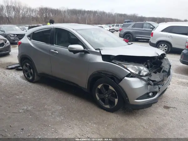 3CZRU6H58JG708101 2018 HONDA HR-V - Image 1