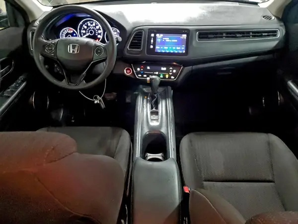 3CZRU6H58JG717865 2018 HONDA HR-V - Image 8