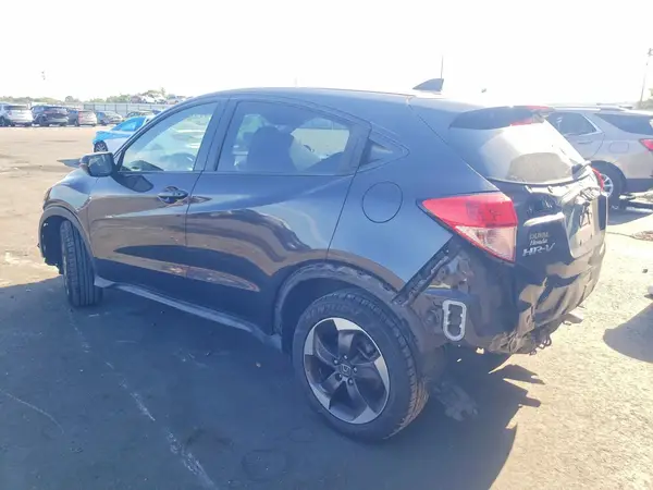 3CZRU6H58JG720295 2018 HONDA HR-V - Image 2