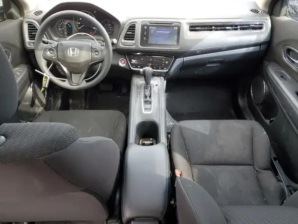 3CZRU6H58JG722063 2018 HONDA HR-V - Image 8