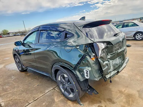 3CZRU6H58JG724606 2018 HONDA HR-V - Image 2