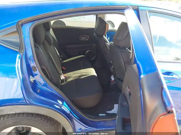 3CZRU6H58JM700078 2018 HONDA HR-V - Image 8