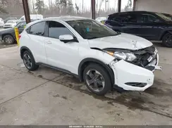 3CZRU6H58JM709704 2018 HONDA HR-V