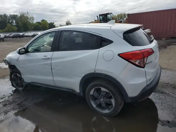 3CZRU6H58JM709895 2018 HONDA HR-V - Image 2