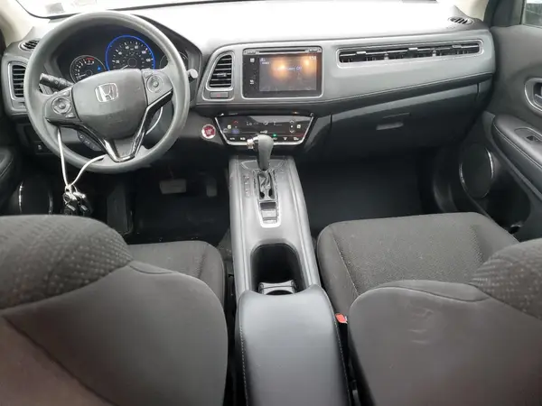 3CZRU6H58JM710464 2018 HONDA HR-V - Image 8