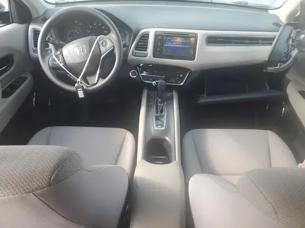 3CZRU6H58JM713428 2018 HONDA HR-V - Image 8