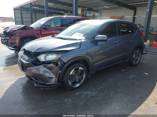 3CZRU6H58JM713476 2018 HONDA HR-V - Image 2