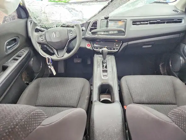 3CZRU6H58JM714854 2018 HONDA HR-V - Image 8