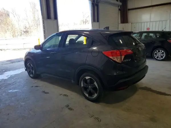 3CZRU6H58JM718385 2018 HONDA HR-V - Image 2
