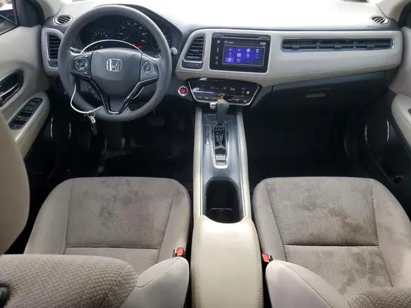 3CZRU6H58JM721156 2018 HONDA HR-V - Image 8
