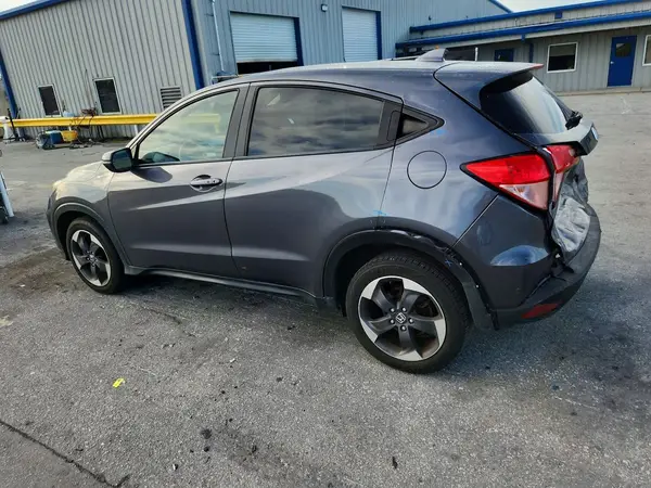 3CZRU6H58JM730374 2018 HONDA HR-V - Image 2