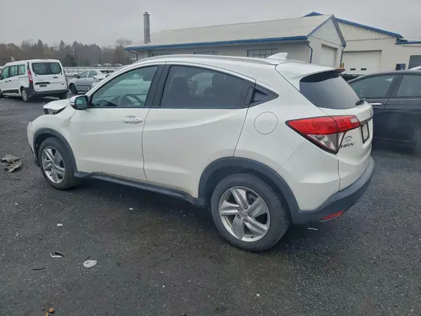 3CZRU6H58KM700924 2019 HONDA HR-V - Image 2