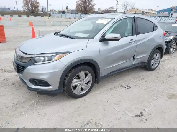 3CZRU6H58KM703502 2019 HONDA HR-V - Image 2