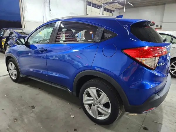3CZRU6H58KM704598 2019 HONDA HR-V - Image 2