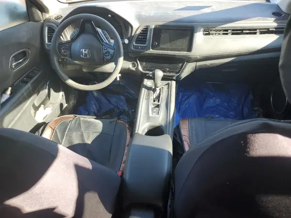 3CZRU6H58KM709638 2019 HONDA HR-V - Image 8
