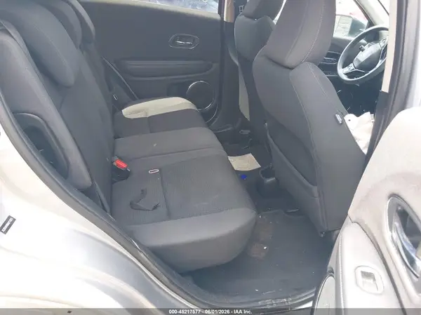 3CZRU6H58KM713821 2019 HONDA HR-V - Image 8
