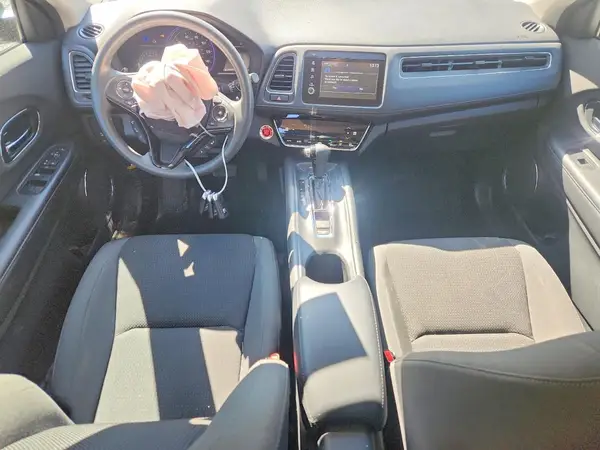 3CZRU6H58KM718632 2019 HONDA HR-V - Image 8