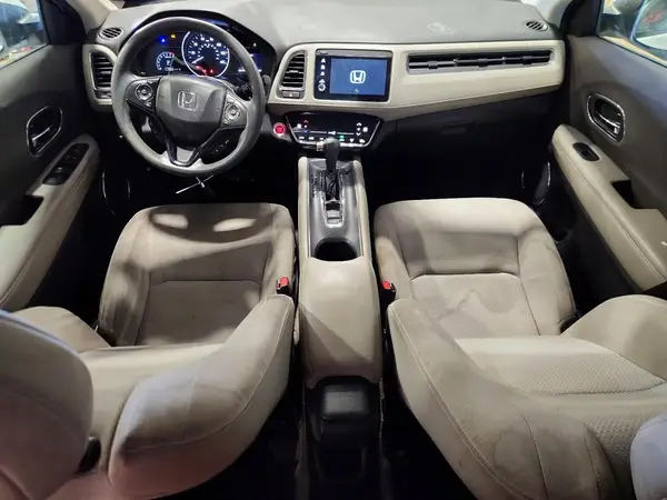 3CZRU6H58KM718940 2019 HONDA HR-V - Image 8