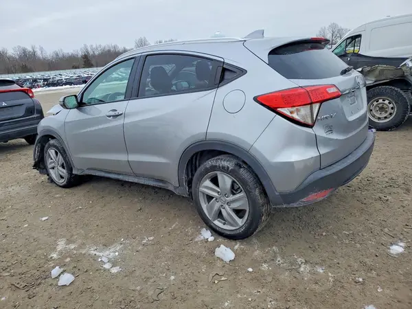 3CZRU6H58KM726973 2019 HONDA HR-V - Image 2