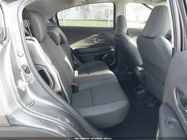 3CZRU6H58KM727833 2019 HONDA HR-V - Image 8