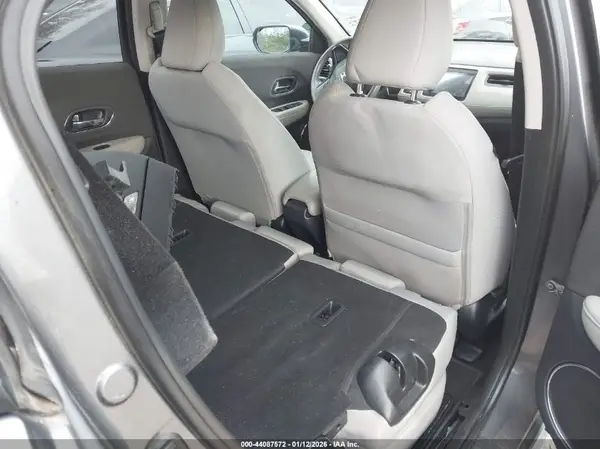 3CZRU6H58KM730246 2019 HONDA HR-V - Image 8