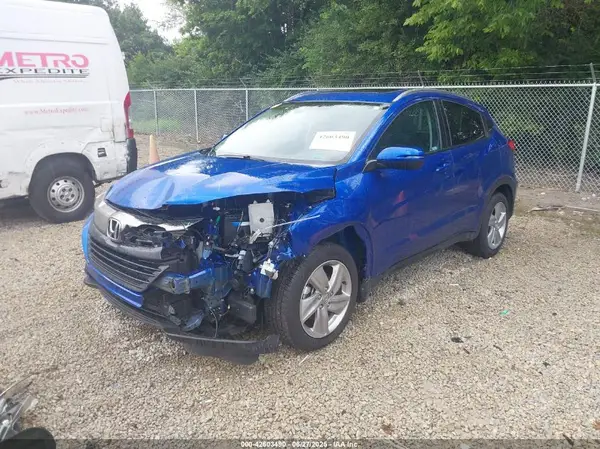 3CZRU6H58KM735379 2019 HONDA HR-V - Image 2