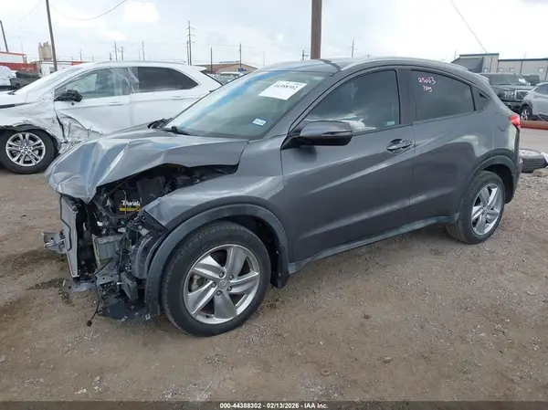 3CZRU6H58KM738394 2019 HONDA HR-V - Image 2
