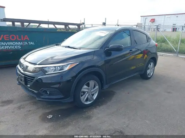 3CZRU6H58KM738976 2019 HONDA HR-V - Image 2