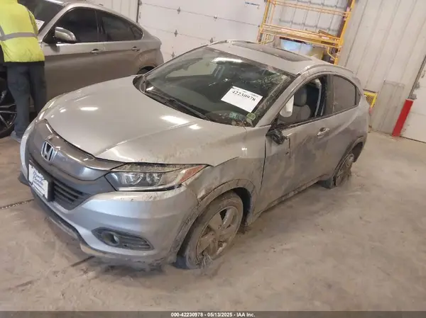 3CZRU6H58KM743191 2019 HONDA HR-V - Image 2