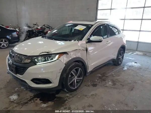 3CZRU6H58MM709349 2021 HONDA HR-V - Image 2