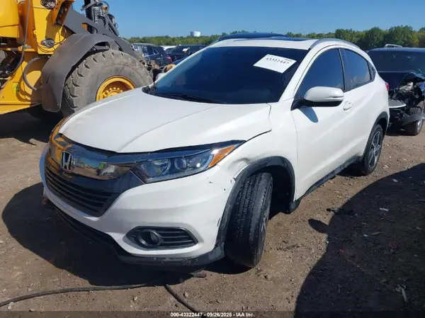 3CZRU6H58MM712946 2021 HONDA HR-V - Image 2