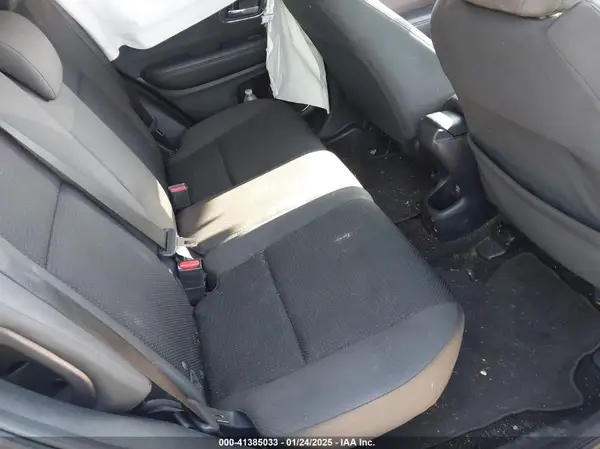 3CZRU6H58MM714583 2021 HONDA HR-V - Image 8