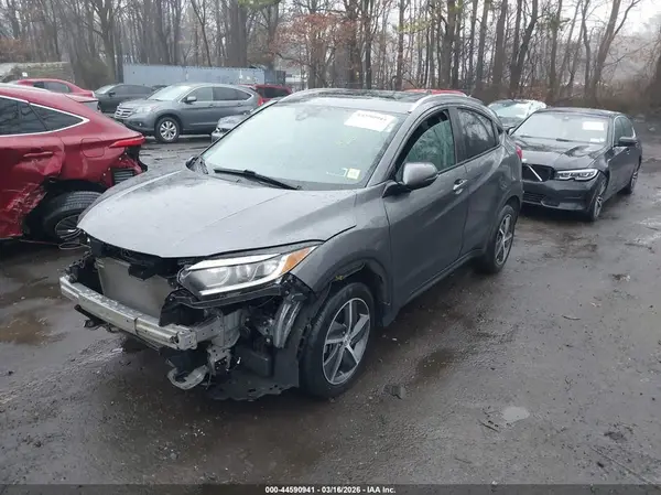 3CZRU6H58MM720481 2021 HONDA HR-V - Image 2