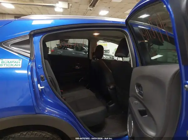 3CZRU6H58MM724403 2021 HONDA HR-V - Image 8