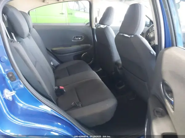 3CZRU6H58MM750743 2021 HONDA HR-V - Image 8