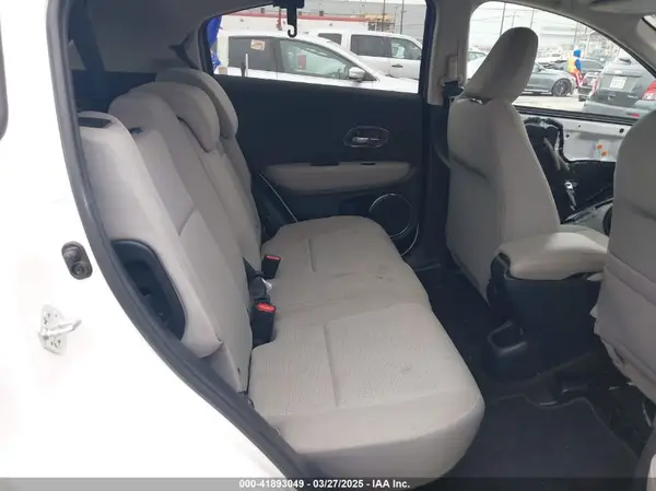 3CZRU6H58NM722684 2022 HONDA HR-V - Image 8