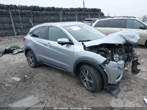 3CZRU6H58NM737962 2022 HONDA HR-V - Image 1